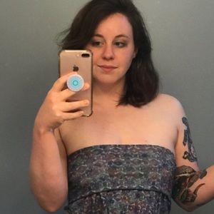 Meet your Posher, Elizabeth